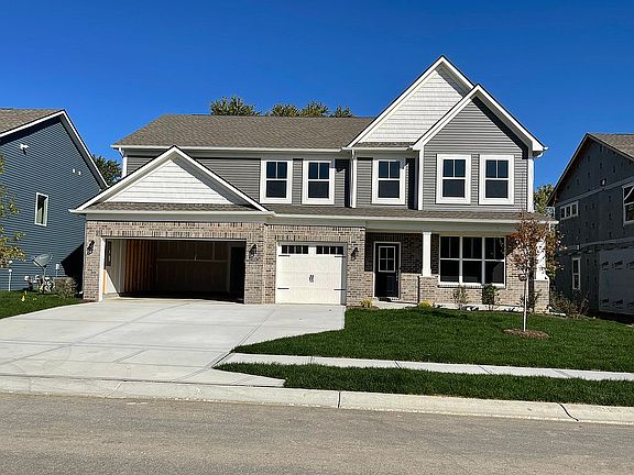 2nd image of 3848 Kensington Dr