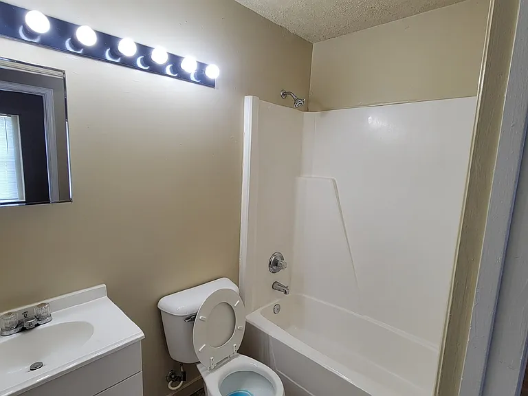 2815 Flap Ln — Photo 2