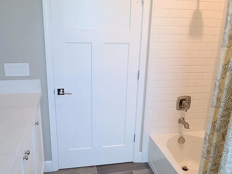 1066 Forbes Ln — Photo 21