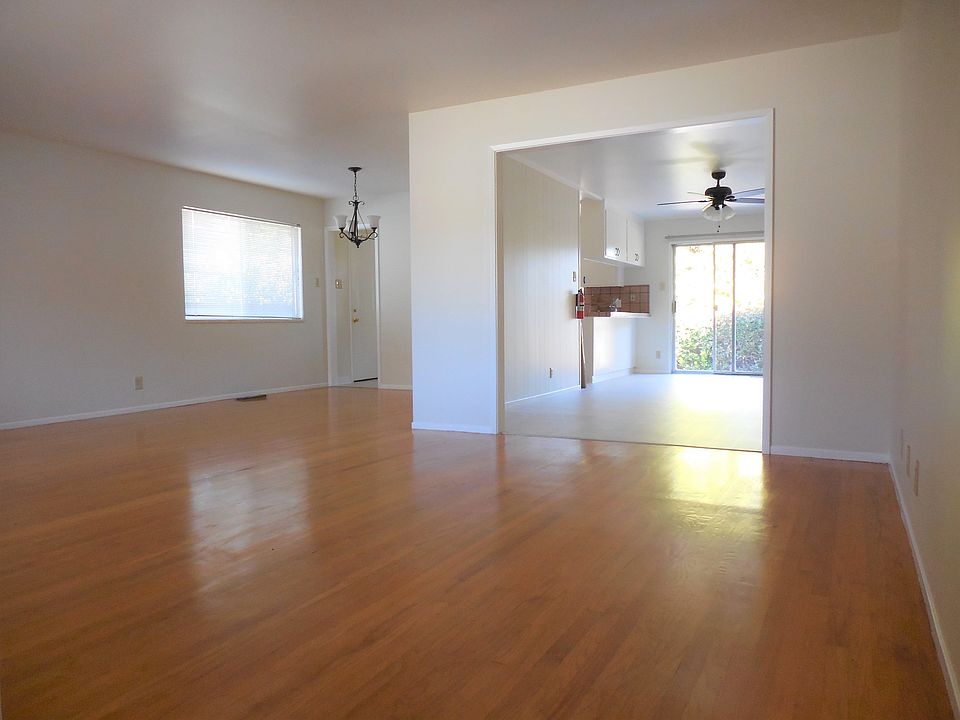 1st image of 153 Bonita Ave