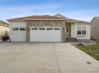 6315 Cakebread Ct, Marion, IA 52302