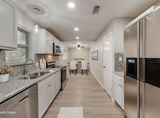 2325 Shady Grove Dr, Bedford, TX 76021