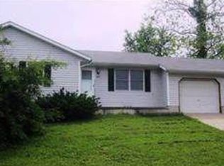 57 Whispering Oaks Dr, Washington, MO 63090