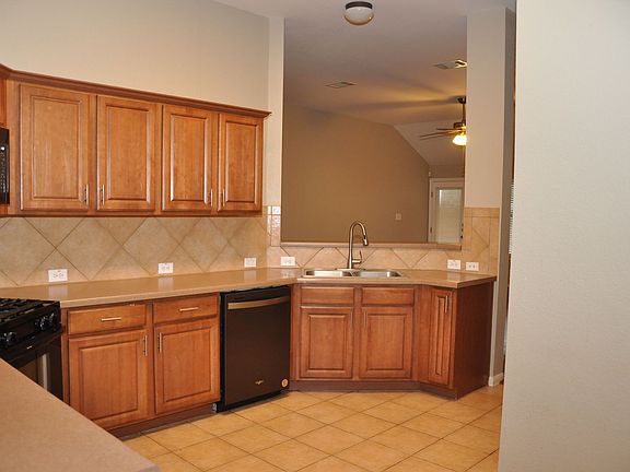 3rd image of 310 Hidden Brook Ln