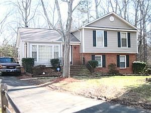 1st image of 2808 Meadowcliff Dr