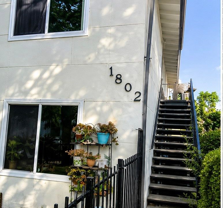 1st image of 1802 Evergreen St