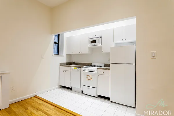 Rented by Mirador Real Estate | media 7