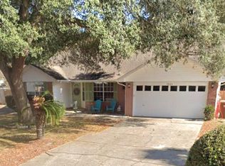 2824 Winners Circle Dr, Navarre, FL 32566