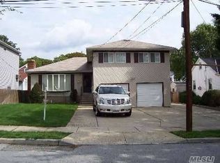 2547 7th St, East Meadow, NY 11554