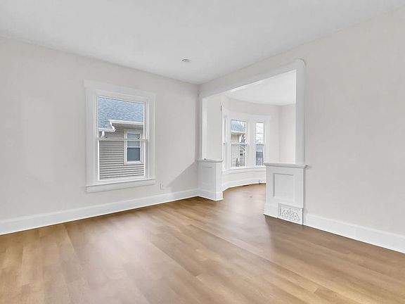 4th image of 3416 Mitchell Ave