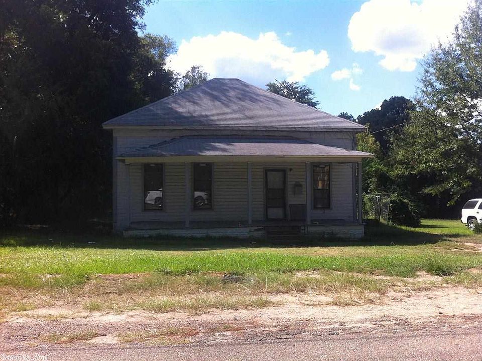 1st image of 24 Davenport St