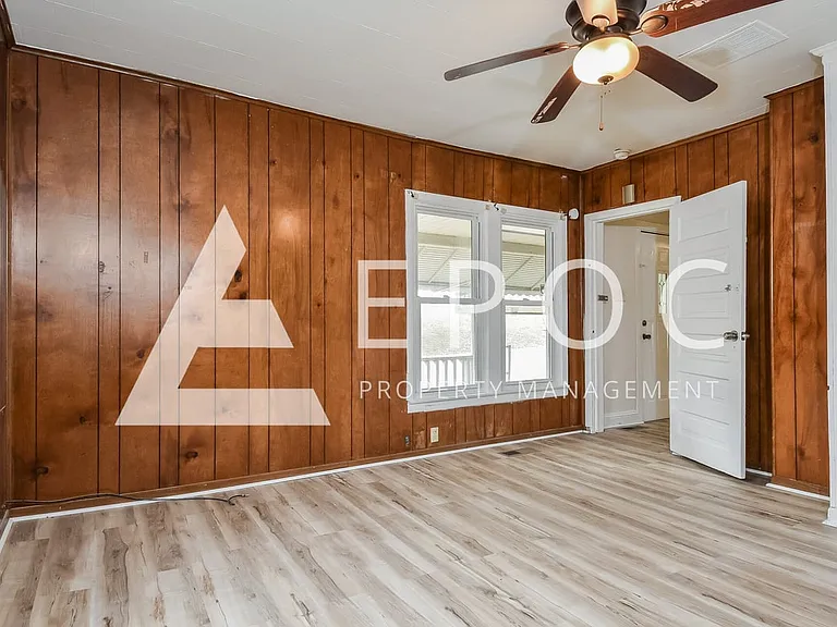 602 Loftus St — Photo 5