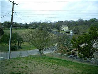 4th image of 6108 Hylawn Dr