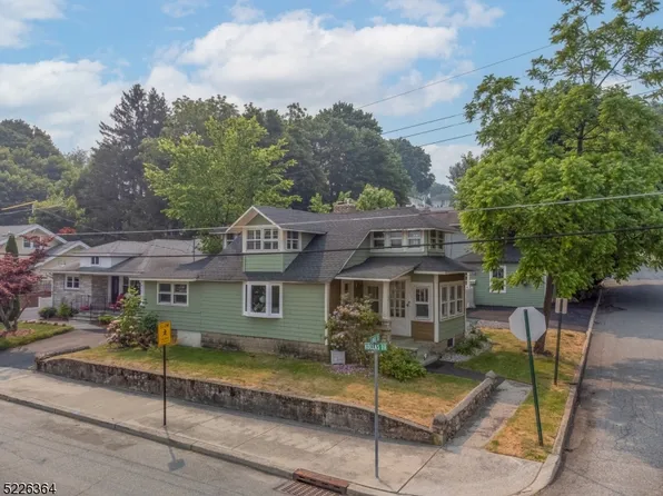 2 Koclas Dr, Netcong Boro, NJ 07857