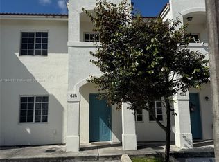 618 SW 2nd Pl, Florida City, FL 33034