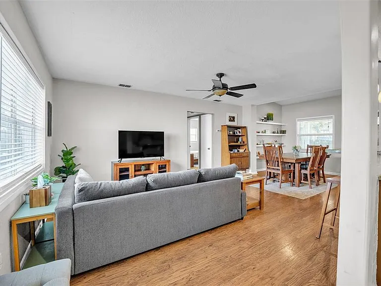 418 Lebeau St — Photo 22