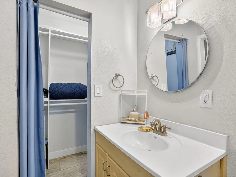 3207 Marine Dr #C — Photo 20