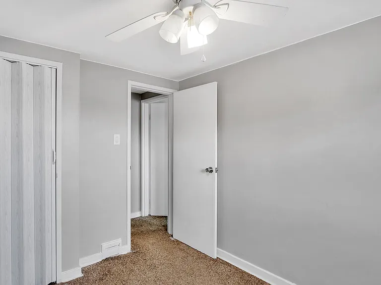 4262 Minnesota St — Photo 12