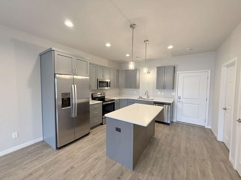 Valley View Town Homes Kitchen