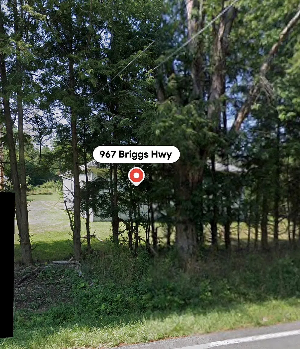 4 bed, $2,500 — Photo 1
