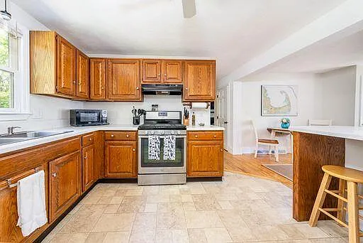 12 Pinehurst Dr — Photo 10