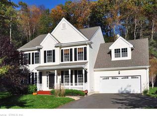 452 New Rd, Avon, CT 06001