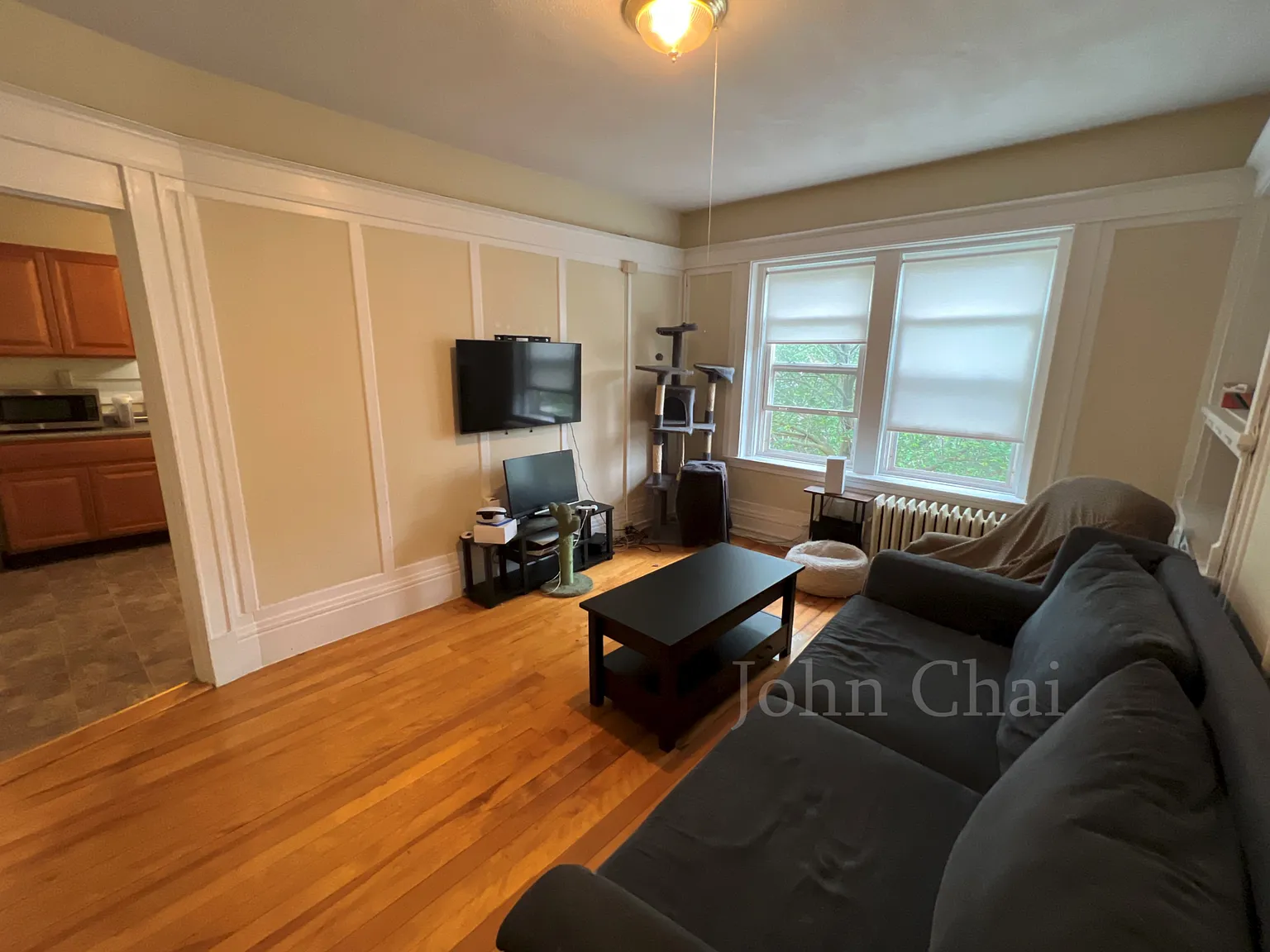3 bed, 1000 sqft, $3,112 — Photo 1