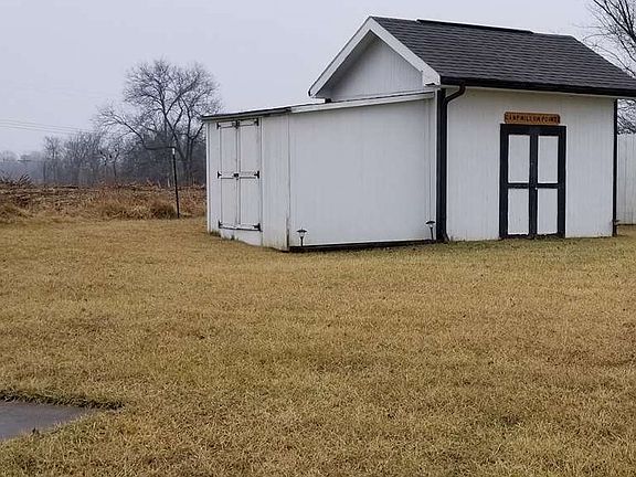 5th image of 106 Willow Pointe Dr