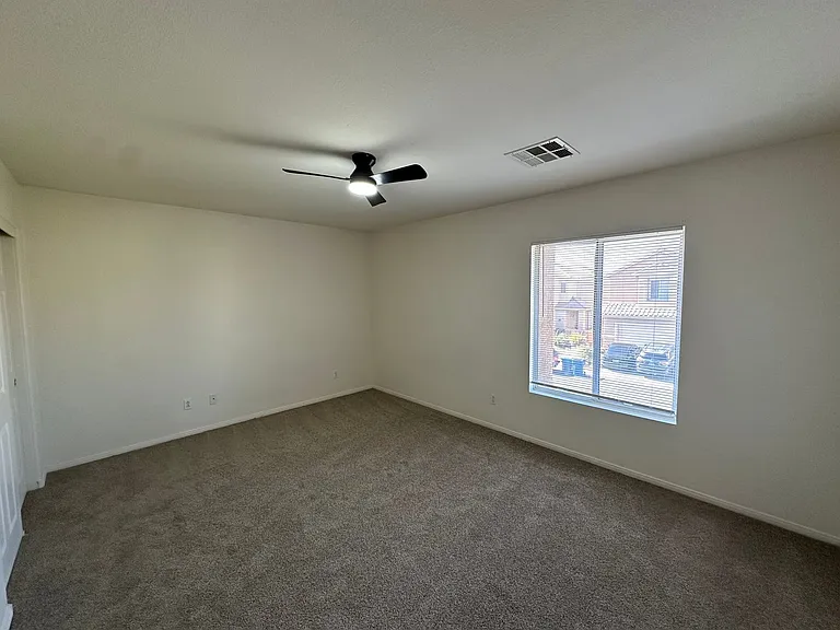 6386 Pronghorn Ridge Ave — Photo 2
