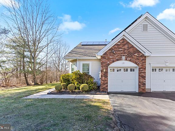 2nd image of 155 Meadowlark Dr