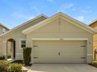 10213 Mangrove Well Rd, Sun City Center, FL 33573