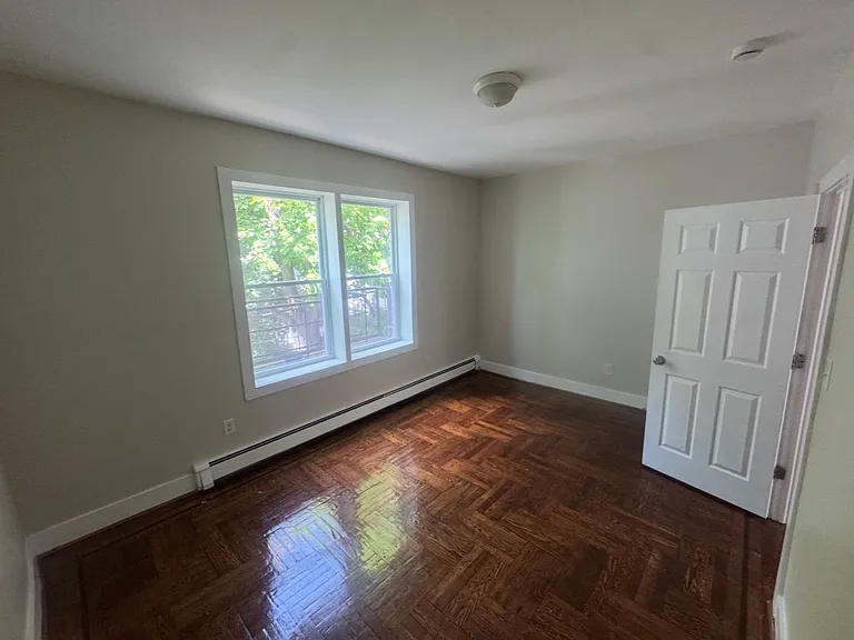 901 Bergen St #3A — Photo 9