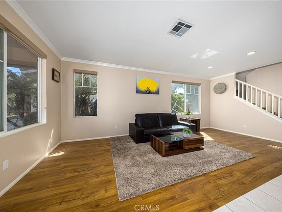 5th image of 661 Alderbery Ln