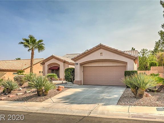 2nd image of 10509 Broom Hill Dr