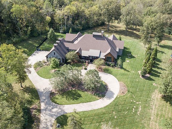 3rd image of 539 Trace Creek Dr
