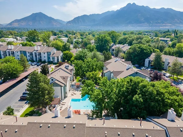 Cottonwood Apartments