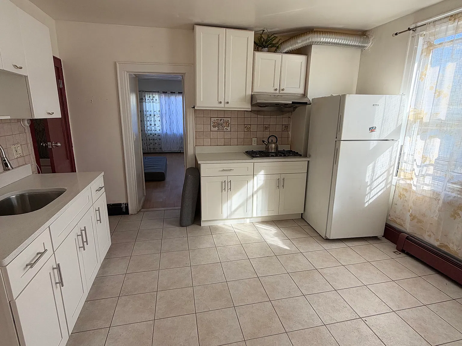 2 bed, $2,800 — Photo 4