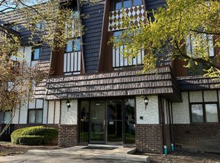 13200 W Heiden Cir Unit 2212, Lake Bluff, IL 60044