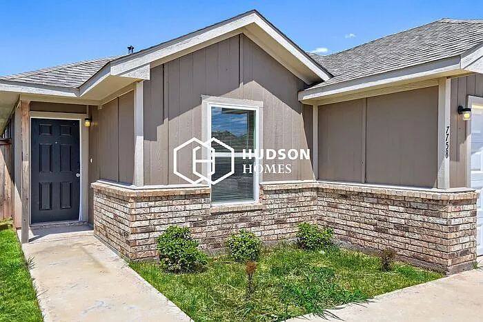 7758 Florence Dr — Photo 3