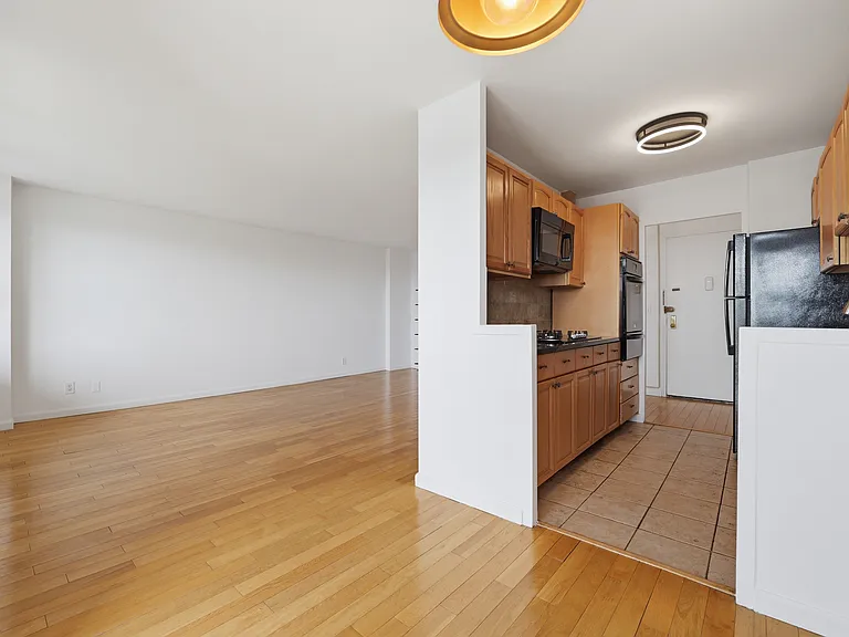 6600 Boulevard East #22F — Photo 6