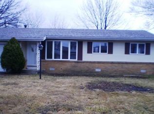 839 Standish Dr, Bowling Green, OH 43402
