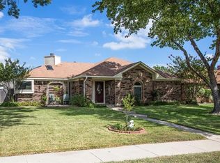 1541 Springaire Ln, Lewisville, TX 75077