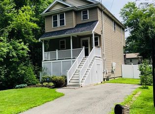 41 Overlook Rd, Holbrook, MA 02343