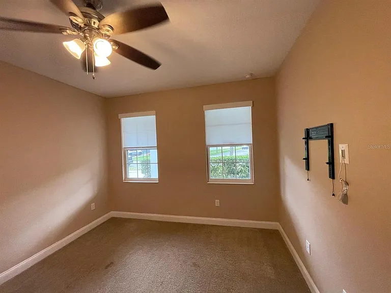 2745 Peony Dr — Photo 13