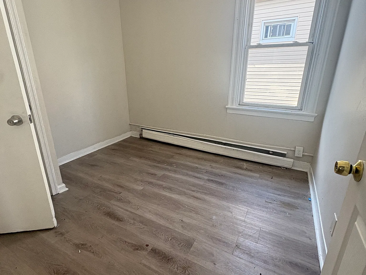 3 bed, $1,899 — Photo 3