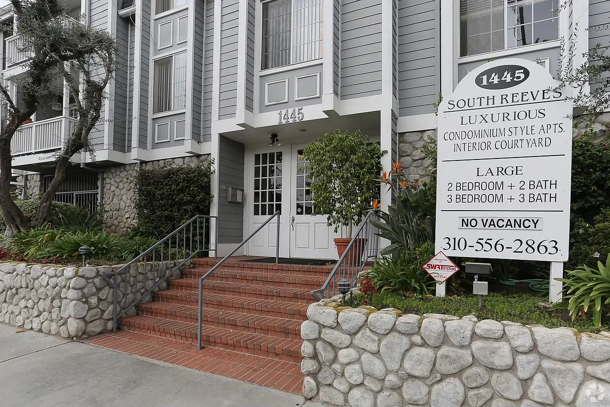 Reeves street luxury apartments — Photo 3