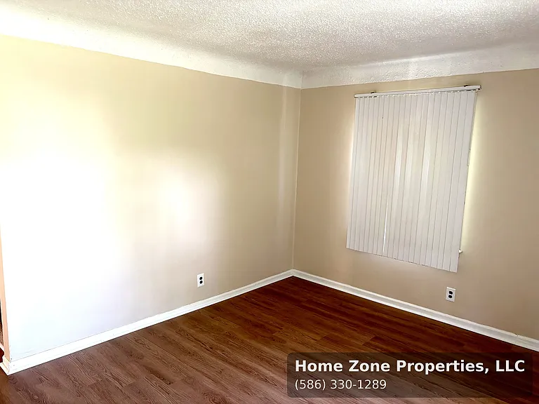 486 Fildew Ave — Photo 2