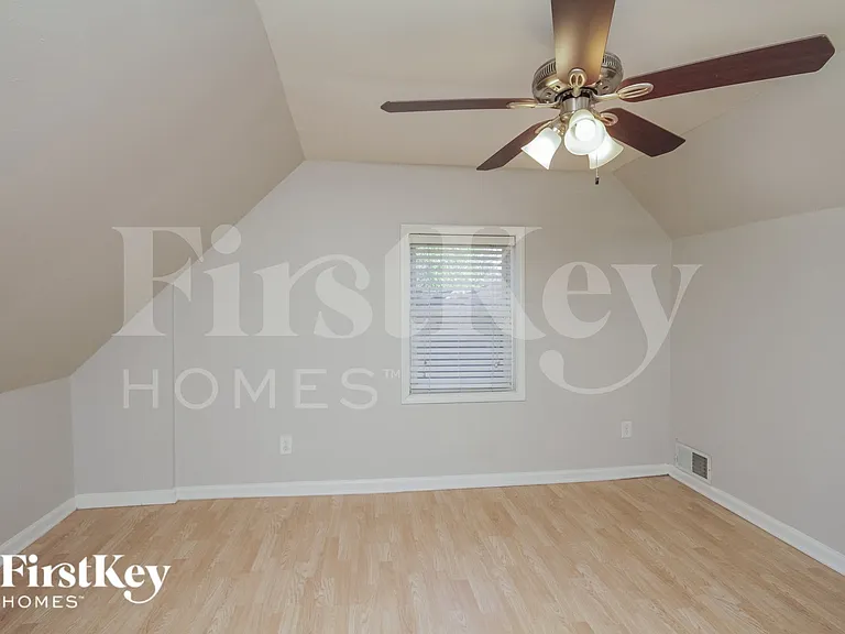 15006 Avers Ave — Photo 7
