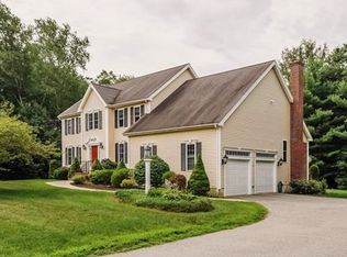 72 Highridge Rd, Bellingham, MA 02019