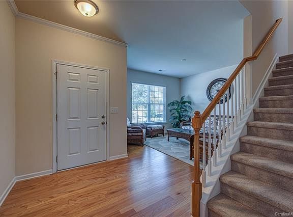 4th image of 3332 Wicklow Ln